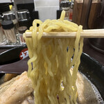 Goku Niboshi Hompo - 麺リフト