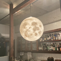 ワインとくつろぐ ツキアカリ - 