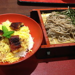Karaku - うな丼とザル蕎麦のセット690円！
