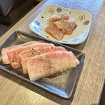 焼肉 桜咲 - 追加の大トロカルビ&鶏もも