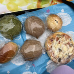 Mokkin Do - 購買了麵包，享受了賞櫻的時光