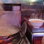 ラーメンの店 ホープ軒 - 綺麗な厨房