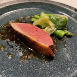 カステリーナ - メインは滋賀県産の鴨とネギ，アスパラ