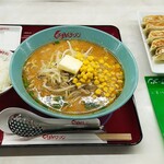 Kurumaya Ramen - ライスは無料サービス