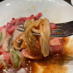 スパゲッティハウス ヨコイ - 一口味見させてもらった麺。
            良い食感！美味しーい！