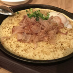 TEPPAN BARU 官兵衛 - 山芋鉄板焼き¥890-