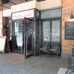 WOLFGANG PUCK PIZZA BAR - 