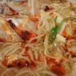 いせのじょう - 辛口白菜ラーメンに自家製ラー油イン