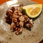 鮨　大和 - タコの吸盤 炙り