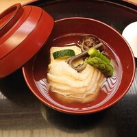割烹 喜作 - アイナメ ゆば どんこ わらび アスパラ お椀