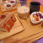 My Banh Mi by Gluten Free TOKYO - グルテンフリーモンブランサンド。ドリンクに豆乳ラテを付けて1,480円かな？