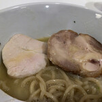 Ame Hayasashiku Nambatsu - 帆立ペーストを溶かしながら食べる帆立白湯ラーメン1210円