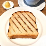 小川珈琲 - 京都産小麦食パンのトースト