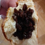 館山中村屋 館山バイパス店 ： 中パンカフェ - ぶどうぱんはぎっしり！