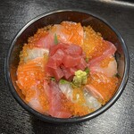 料理 なか善 - 海鮮丼 1500円（ランチメニュー）