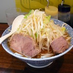 JAPAN 川口本店 - ラーメン２５０ｇ野菜＆ニンニク増し