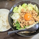 つけ麺 郷 - 台湾まぜそば、具沢山です