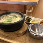 Kankokuryouri Pekopa - プルコギ鍋定食￥１０００