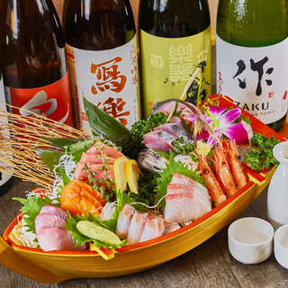 お刺身は約20種類の品揃え！