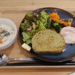La Tempo カフェ - 春野菜たっぷりスープランチ