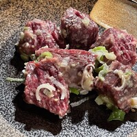 ホルモン焼肉 富や 栄店 - 