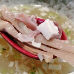 麺処さとう - メンマは汁の下
