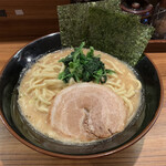 壱角家 - ラーメン