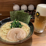 壱角家 - 「ラーメン」＋「生ビール」