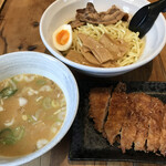 Tonkatsu Kumasan - 味噌スタミナつけ麺¥1,400-
