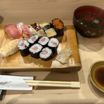 Sushi Tsune - 常寿司
