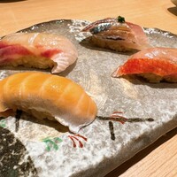 鮨 青海 青山店 - 真鯛、鯵、桜鱒、金目鯛