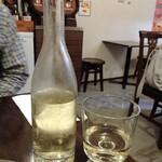 Osteria bar rozzo azzurro - 樽生ワイン（白）のボトル