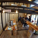 ラーメン山 - 店内