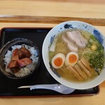 ラーメン山 - 塩ラーメン まぐろ丼セット