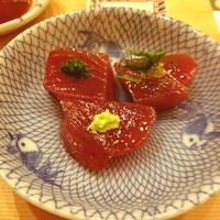 すし家 一柳 - 海老蔵も食べに来てた 前は真魚と言う名前 つまみも美味いし使い勝手良いお店