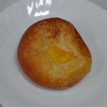 龍月堂 - せとかオレンジのクリームパン