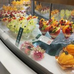 新宿高野 - ショーケース