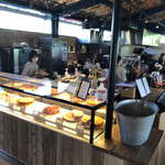 TOKYO FARM VILLAGE FARM BASEL - 店内のカフェ