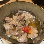 今夜もワイン - 砂肝ニンニクオイル煮