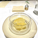 フランス料理研究室 アンフィクレス - ❻宇和島ゴールド、レモンのジュレ。