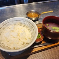 鉄板和食とワイン 萬鉄 - 