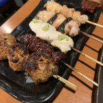 Yakitori Tasuku - 盛合せ5種