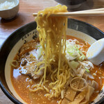 札幌ラーメン 武蔵 - 麵はこんな感じ