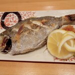 さじ - エボダイ塩焼き