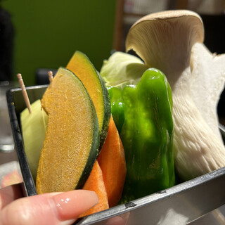 焼肉・ジンギスカン きんぐこんぐ_1