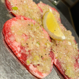 焼肉・ジンギスカン きんぐこんぐ_0