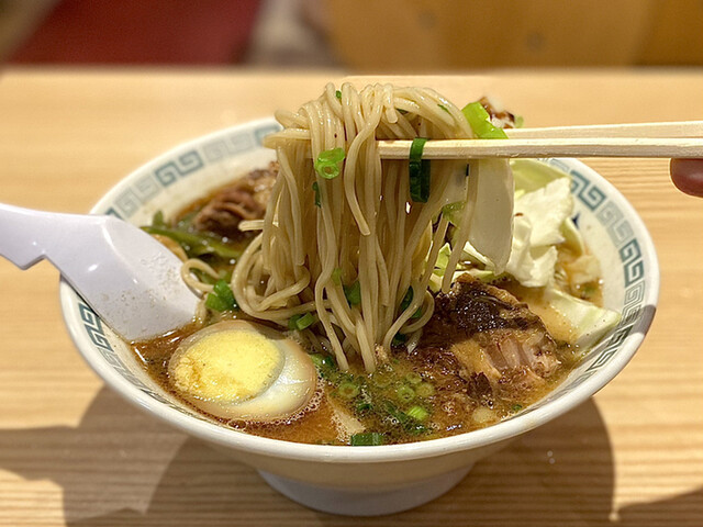 Keika Ramen Shinjuku Suehiro Ten photo 2