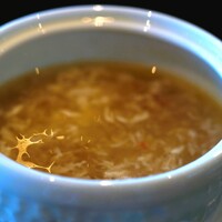 スーツァンレストラン陳 横浜店 - 蟹肉・フカヒレ入りスープ