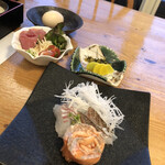 ガーデンリゾート淡路島 ハナアンドキッス - お刺身おいしい　生ハムサラダもね