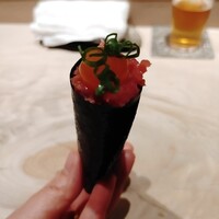 鮨 若尊 - 上と下で違う味わいを楽しめます